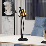 Metalna figura "Drži loptu"