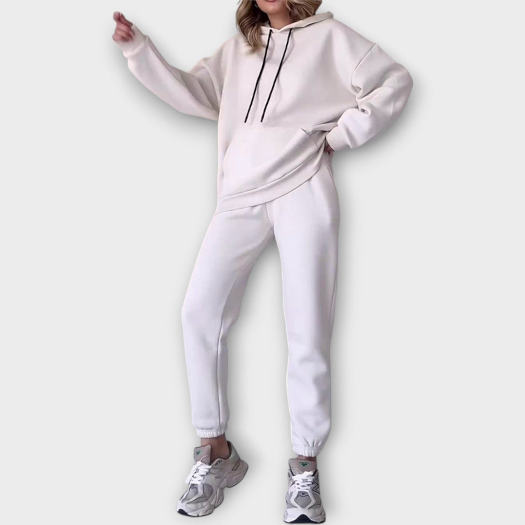 Set trenerki opuštenog kroja