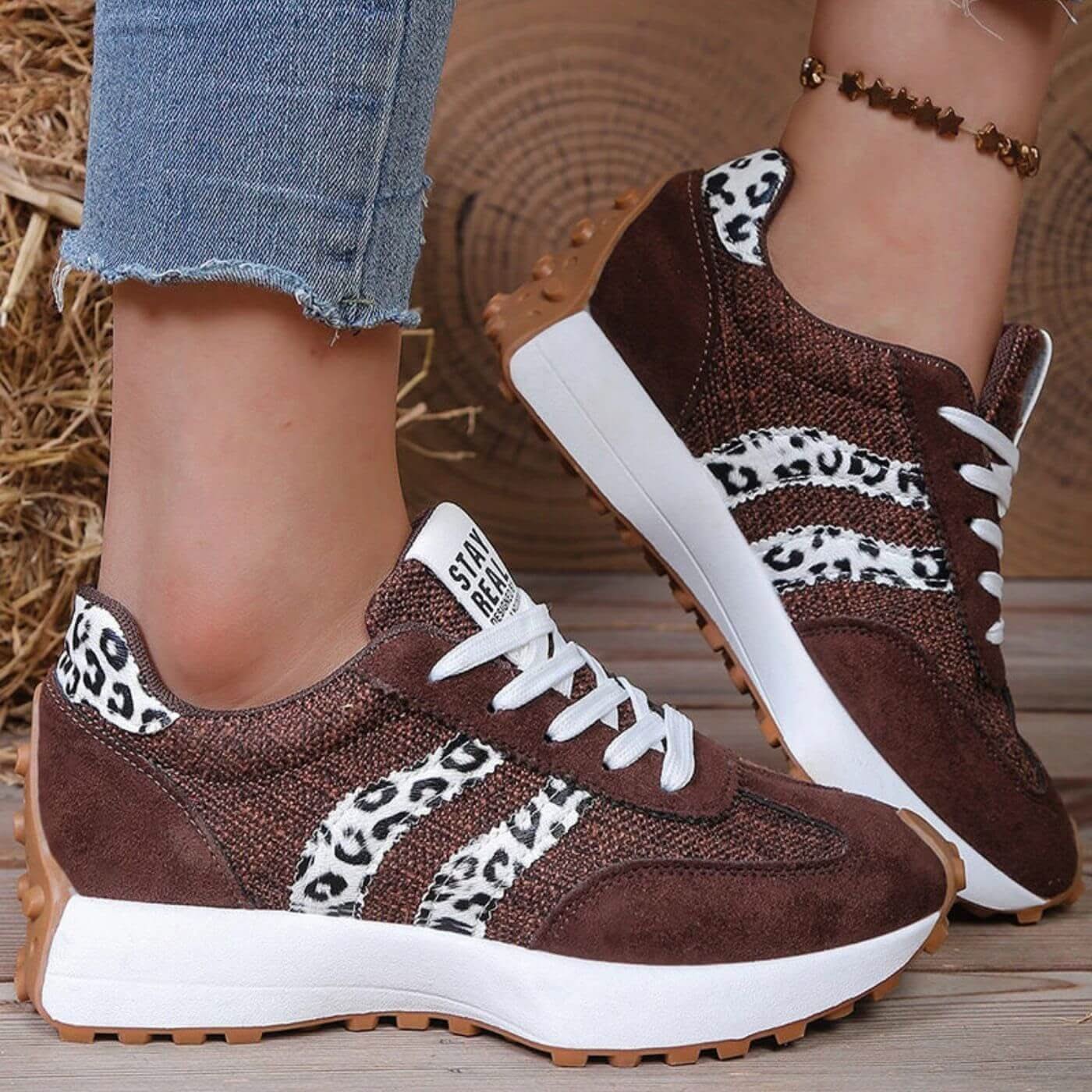 AVA LAKE SNEAKERS