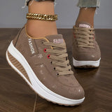 CHLOE SNEAKERS S ČIPKOM