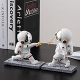 Astronaut u Ogradi