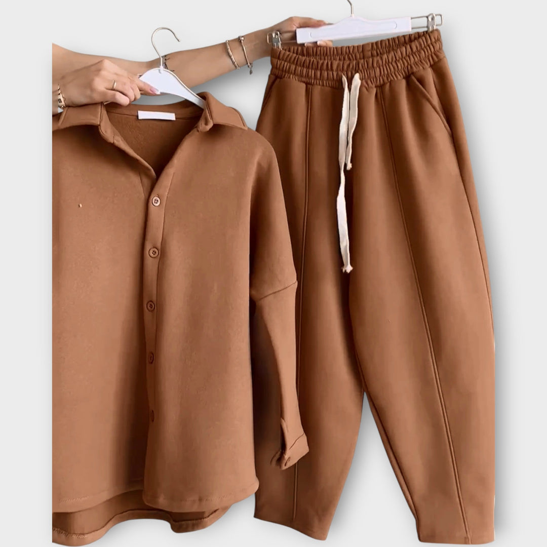 Set s gumbima i elegantnom linijom